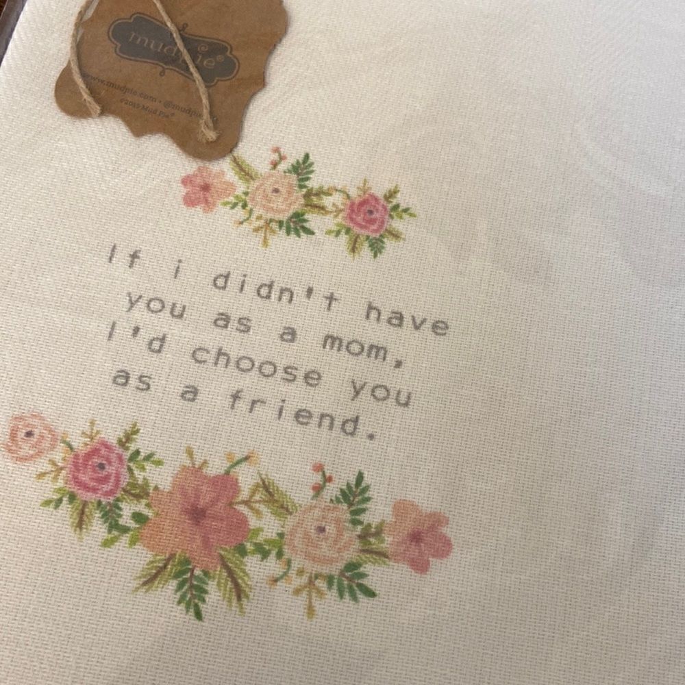 Mud Pie Floral Garland Towel, NWT Mom Mother’s Day‎ Best Friend Love Gift